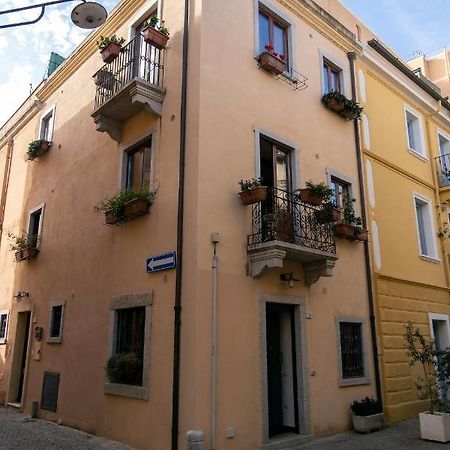 Hotel Amsicora 8 LT Olbia Exterior foto